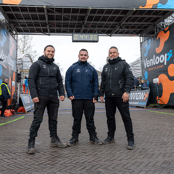 600x600 venloop foto finish